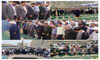 حضور معاونین فرماندار بخشدار مرکزی عسلویه در نماز جمعه امروز